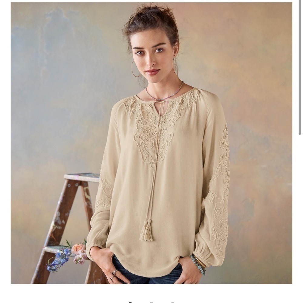 SUNDANCE Legends Blouse Tunic Cream Beige Embroidery Size Medium Peasant Top